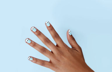 DIY An Easy, Dazzling Manicure