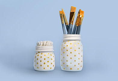 Gold Polka-Dot Vase4